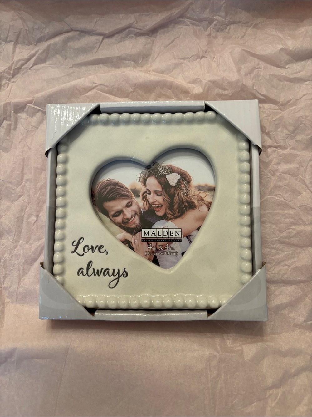 Malden White Heart Photo Frame with Beaded Border